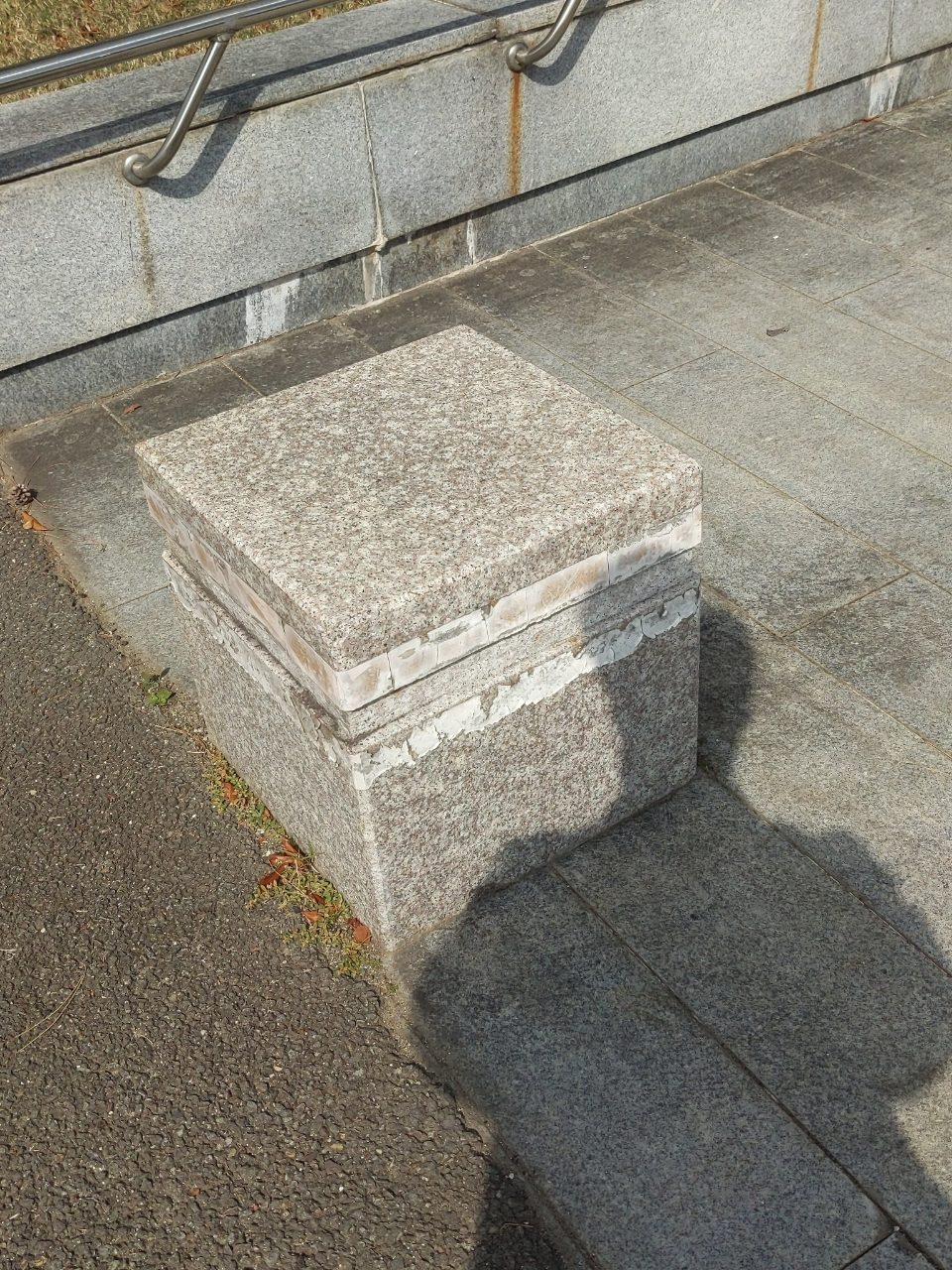 볼라드 구조물 파손