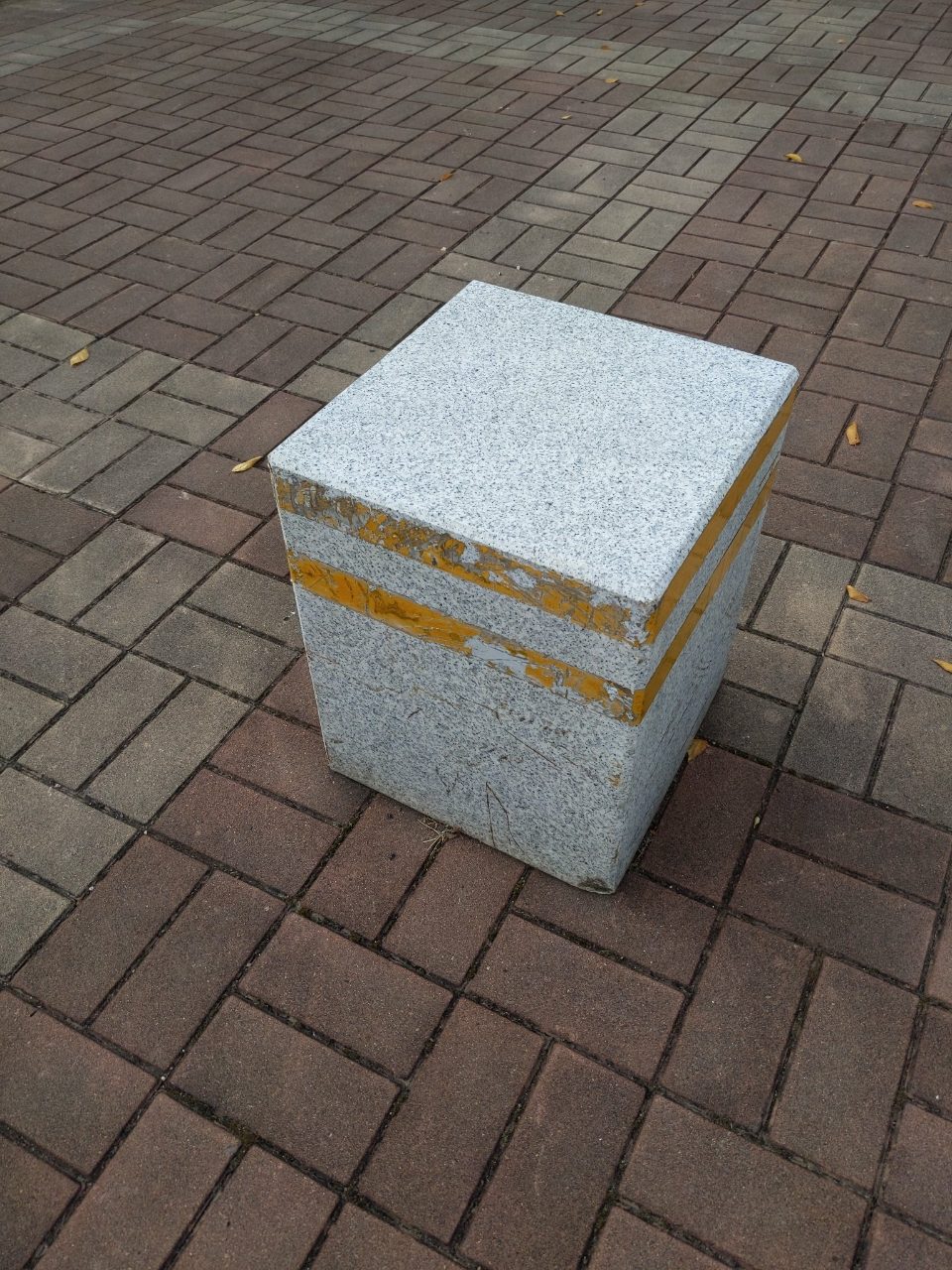 볼라드 구조물 파손