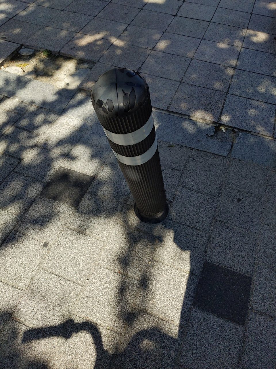 볼라드 구조물 파손