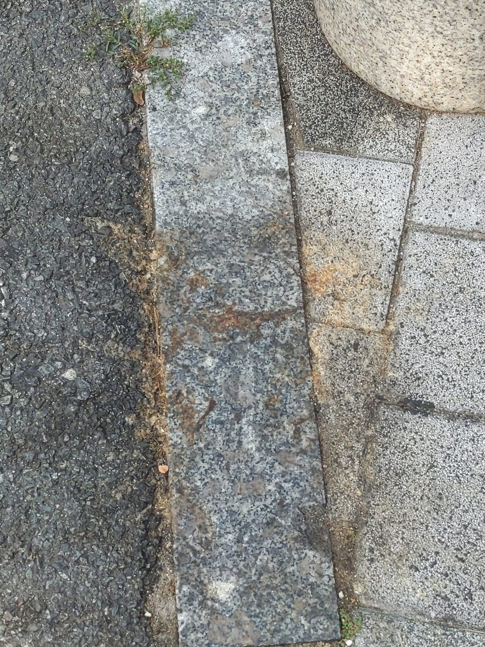 휠체어램프 구조물 파손