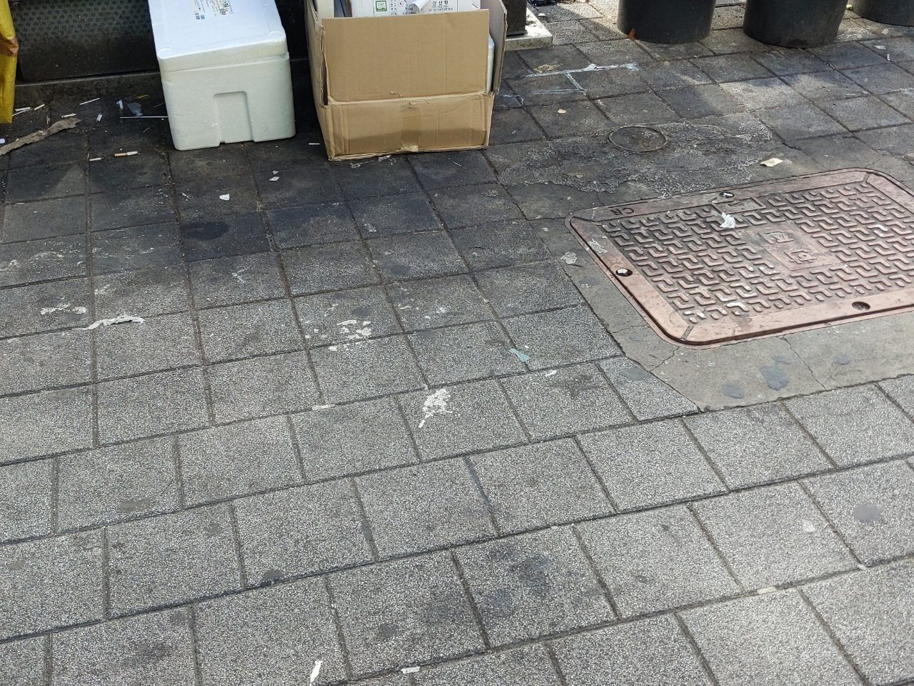 보도블록 구조물 파손