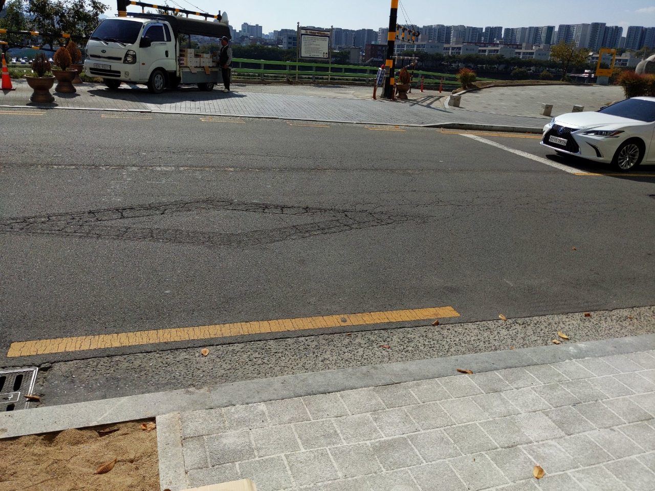 도로 균열