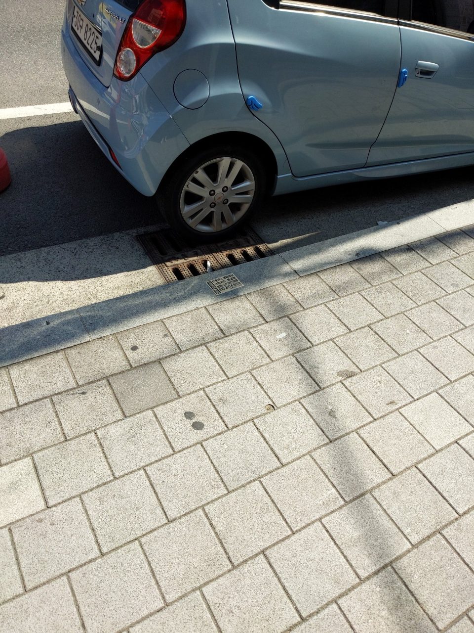 보도블록 이상 없음