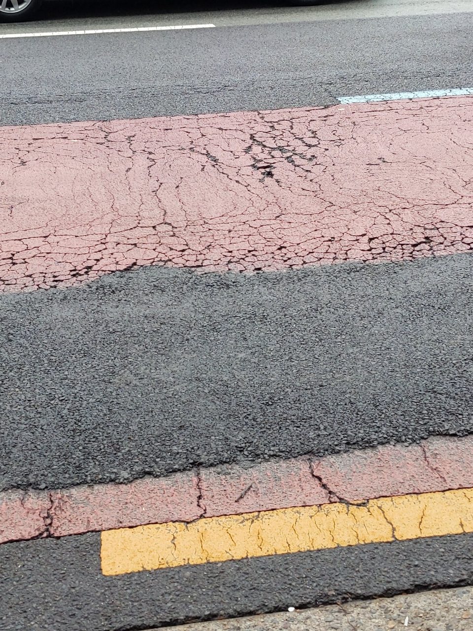 도로 균열