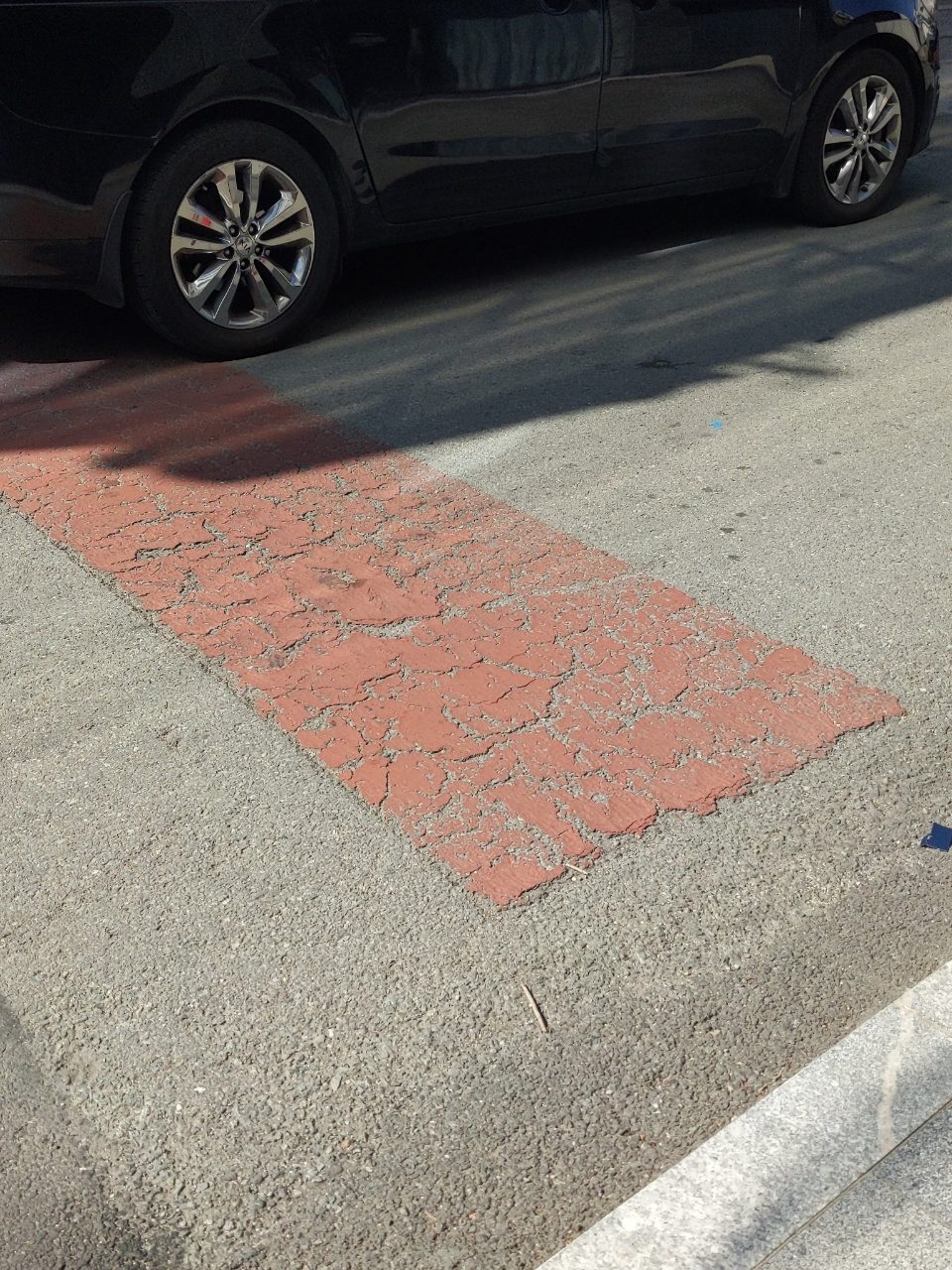 보도블록 구조물 파손
