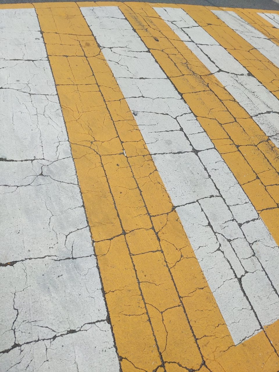 도로 균열