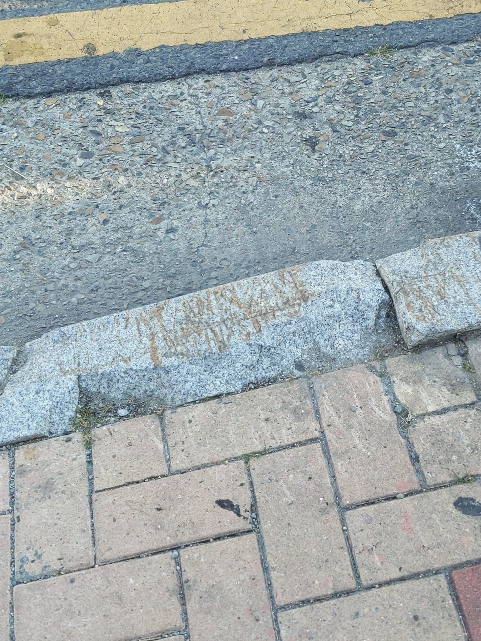 휠체어램프 구조물 파손