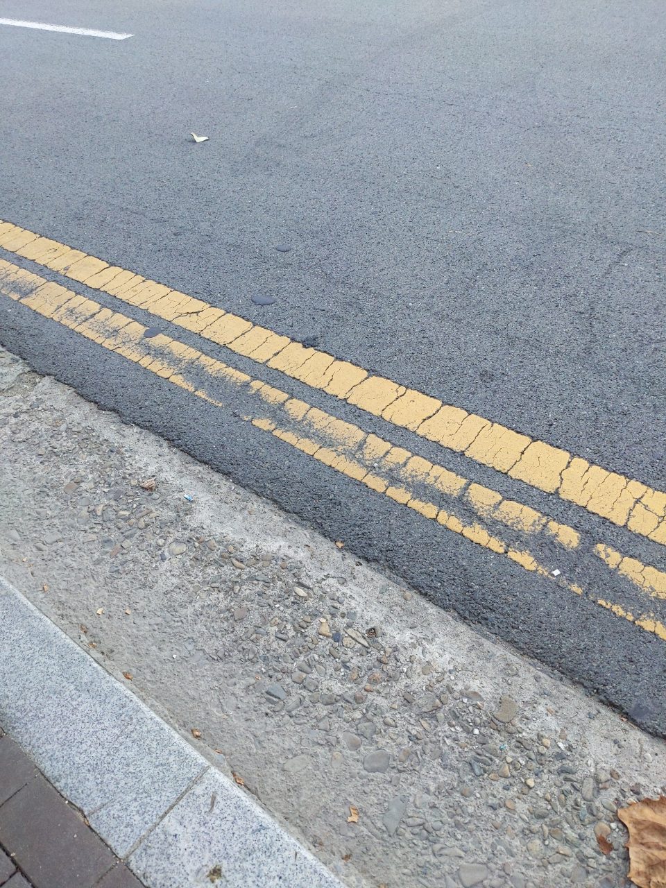도로 균열