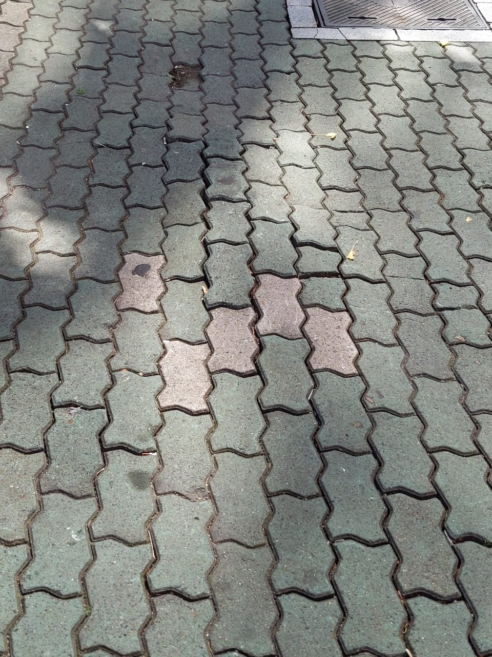 보도블록 변형