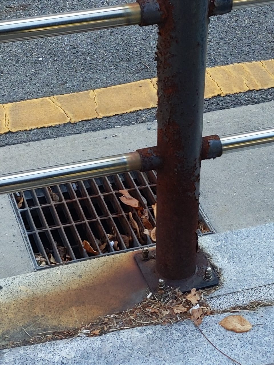 가로등 부식