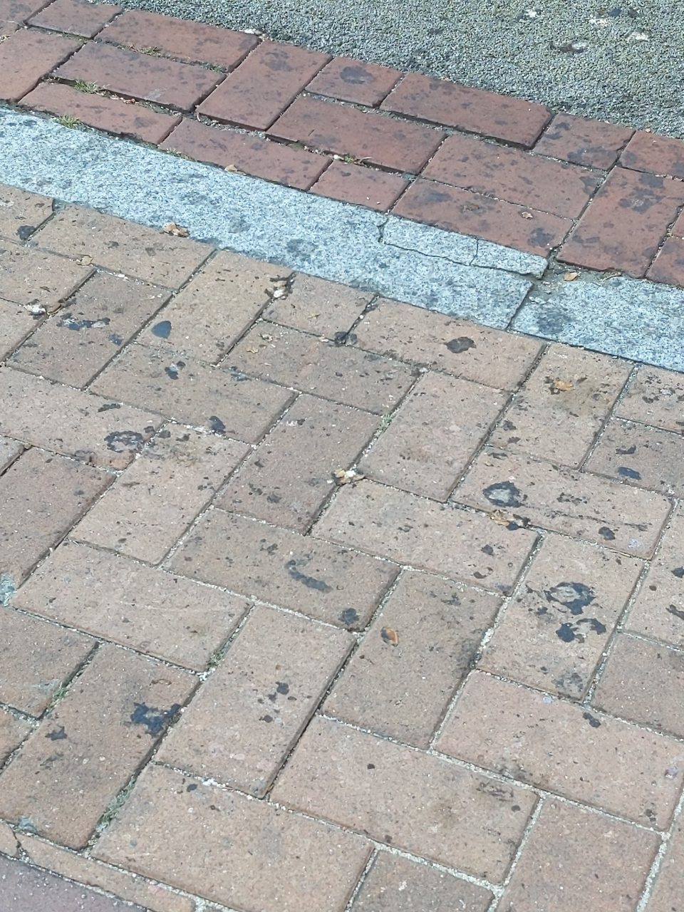 보도블록 변형